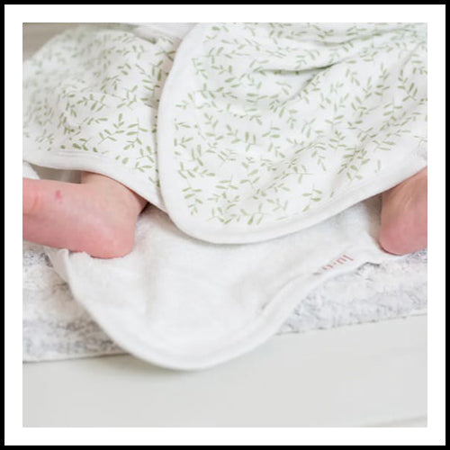 LuLuJo Hooded Baby Towel - Greenery