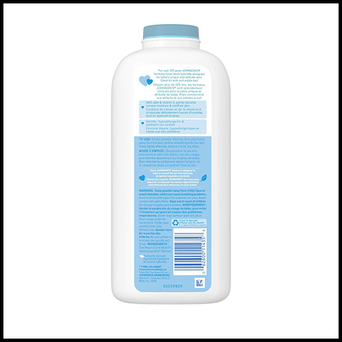 Johnson's Baby Powder with Aloe, Vitamin E, and Cornstarch 623g