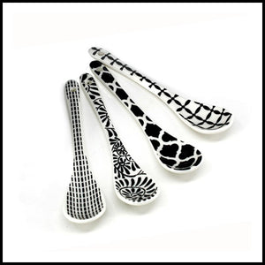 Black & White Condiment Spoons Set